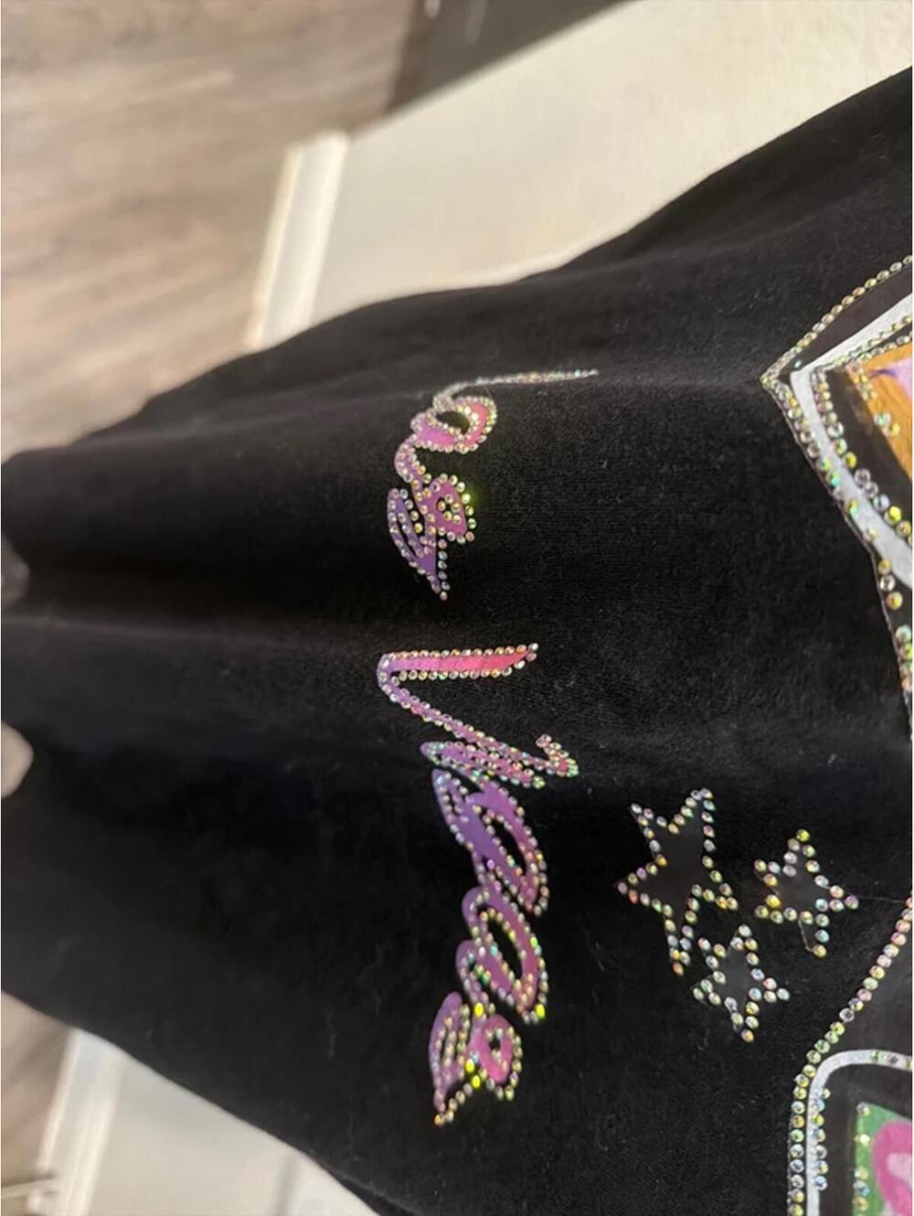 Black 'LOVE Las Vegas' Graphic T-Shirt with Rhinestone Accents Size L - Picture 3 of 6